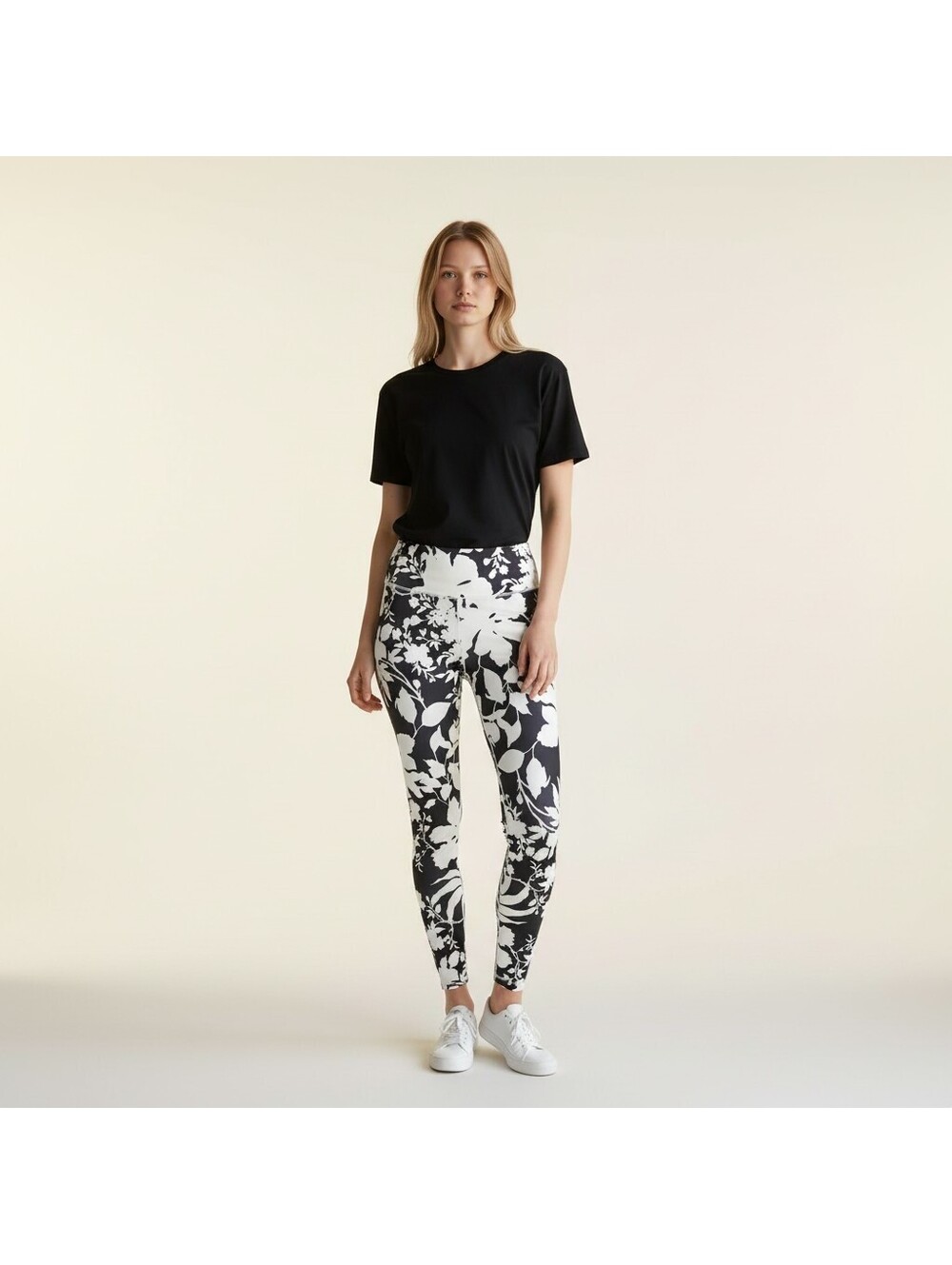 Unbranded Activewear Leggings Women M Medium Black Floral Yoga Gym Pull On